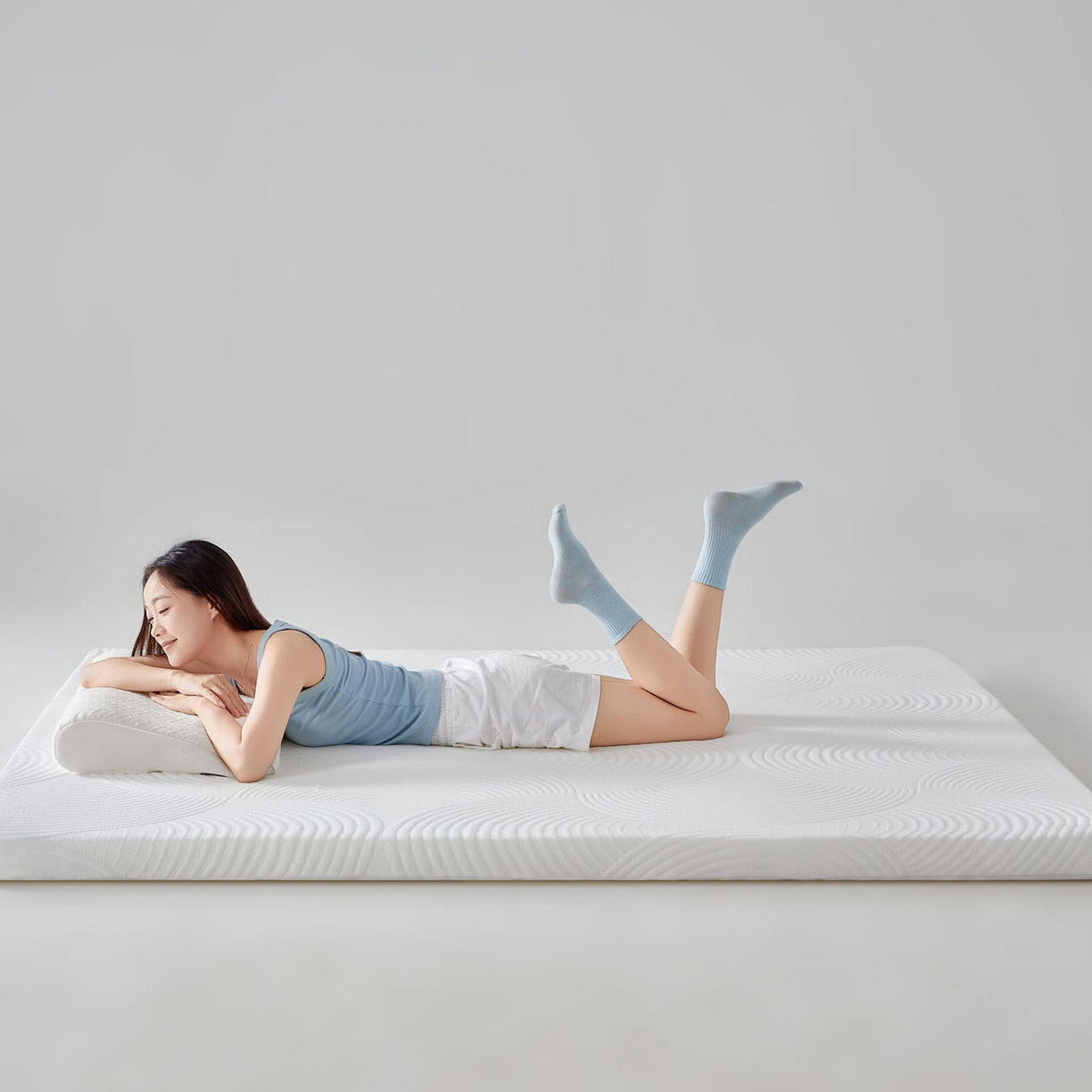 91家纺网 家纺一手货源 找家纺 暖季家纺 2025新款零压深睡眠成人记忆棉针织棉提花床垫 素致