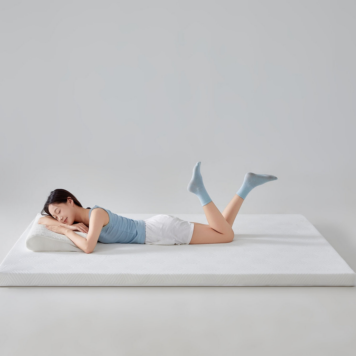 91家纺网 家纺一手货源 找家纺 暖季家纺 2025新款零压深睡眠成人记忆棉针织棉提花床垫 云逸