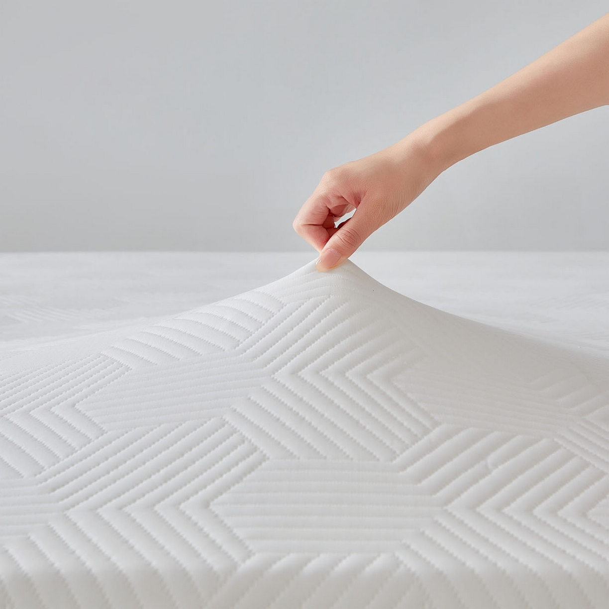 91家纺网 家纺一手货源 找家纺 暖季家纺 2025新款零压深睡眠成人记忆棉针织棉提花床垫 云逸