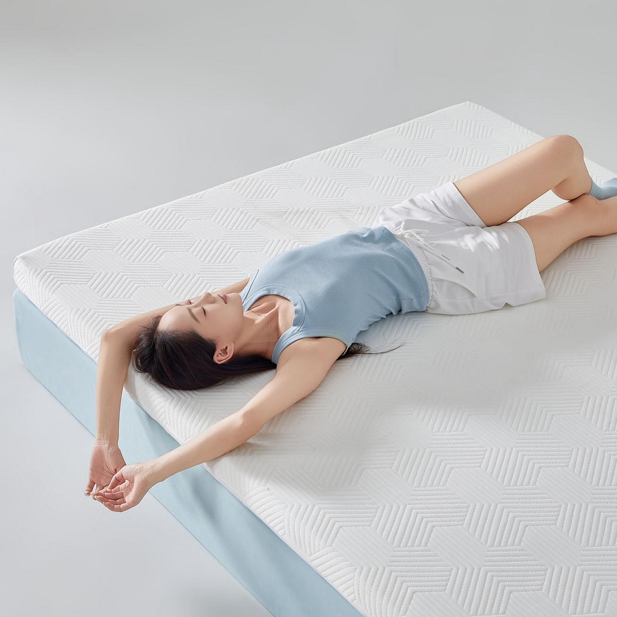 91家纺网 家纺一手货源 找家纺 暖季家纺 2025新款零压深睡眠成人记忆棉针织棉提花床垫 云逸