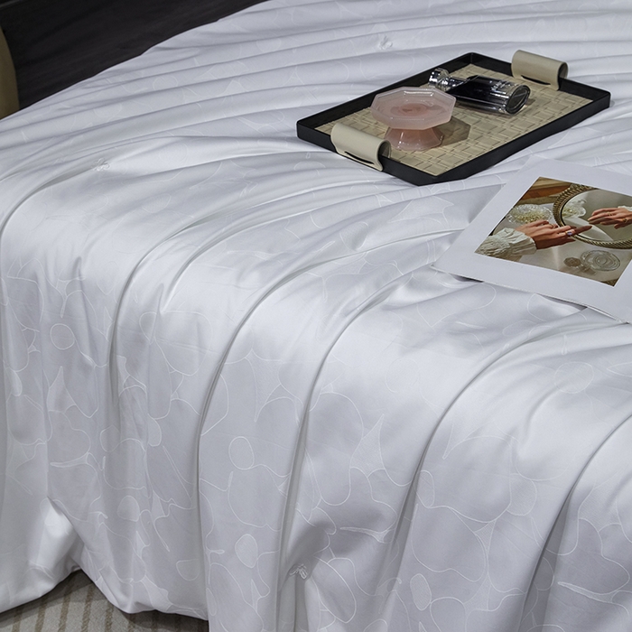 91家纺网 家纺一手货源 找家纺 蚕云阁蚕丝家居 2025新款舒适蚕丝被双宫桑蚕丝花赋系列被子被芯 雪域白双宫桑蚕丝