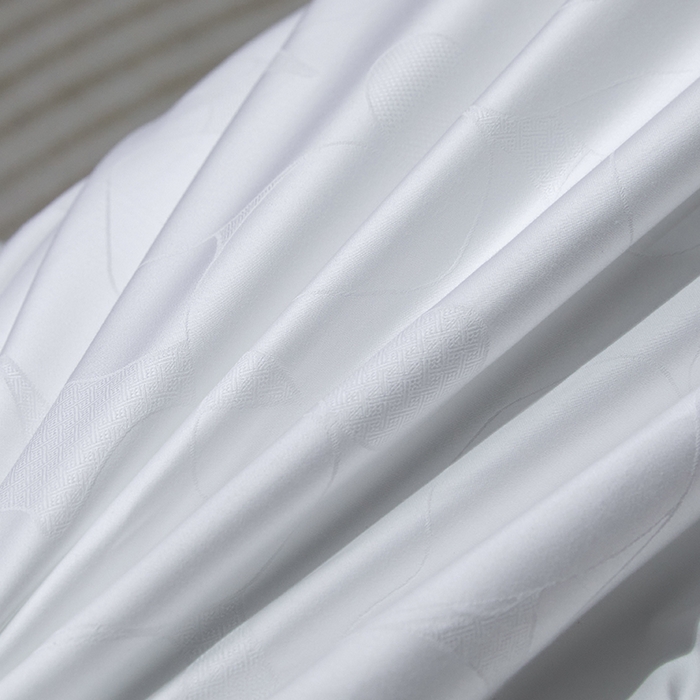 91家纺网 家纺一手货源 找家纺 蚕云阁蚕丝家居 2025新款舒适蚕丝被双宫桑蚕丝花赋系列被子被芯 雪域白双宫桑蚕丝