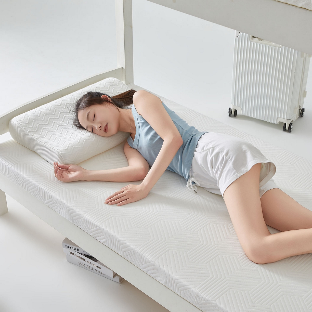 91家纺网 家纺一手货源 找家纺 暖季家纺 2025新款零压深睡眠学生记忆棉针织棉提花床垫 云逸