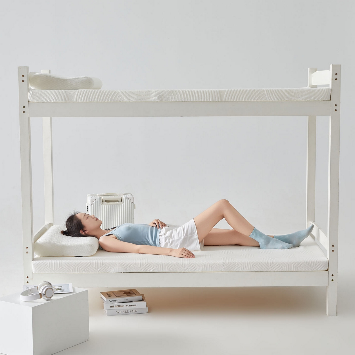 91家纺网 家纺一手货源 找家纺 暖季家纺 2025新款零压深睡眠学生记忆棉针织棉提花床垫 云逸