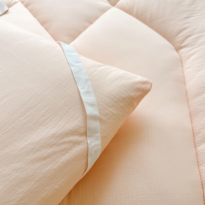 91家纺网 家纺一手货源 找家纺 贝扬思家纺 2025新款云感双层纱软床垫床褥 白桃粉