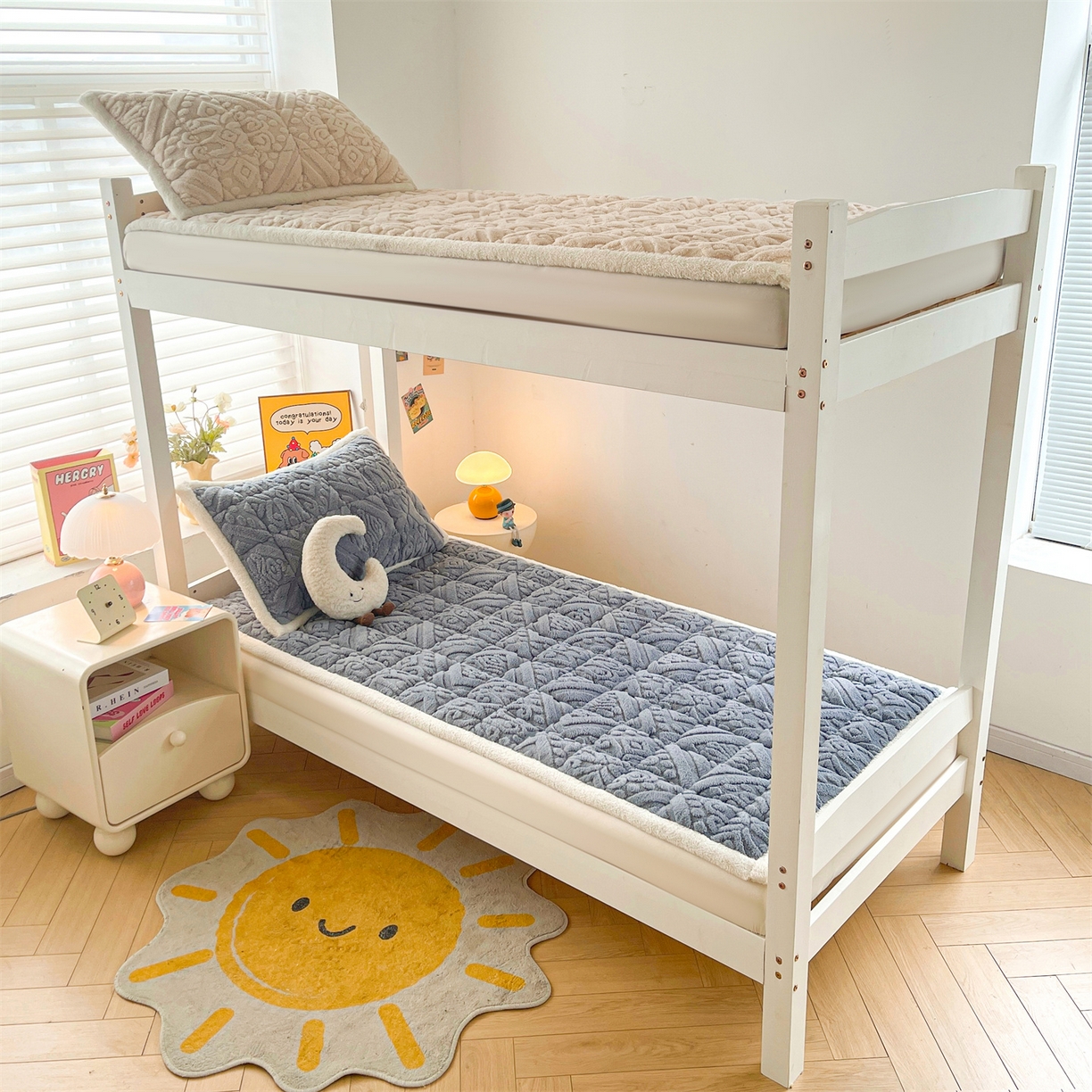 91家纺网 家纺一手货源 找家纺 雯豆家纺 2025新款加厚塔芙绒床垫床褥床护垫学生宿舍床大学生单人褥子 塔芙绒床褥-英伦蓝灰