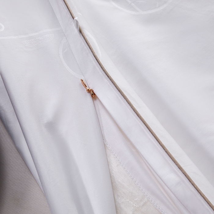 91家纺网 家纺一手货源 找家纺 蚕云阁蚕丝家居 2025新款舒适蚕丝被双宫桑蚕丝蚕韵江南系列被子被芯 白色双宫桑蚕丝