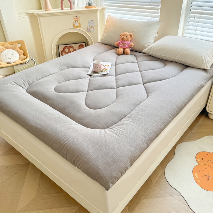 91家纺网 家纺一手货源 找家纺 贝扬思家纺 2025新款云感双层纱软床垫床褥 冰山灰