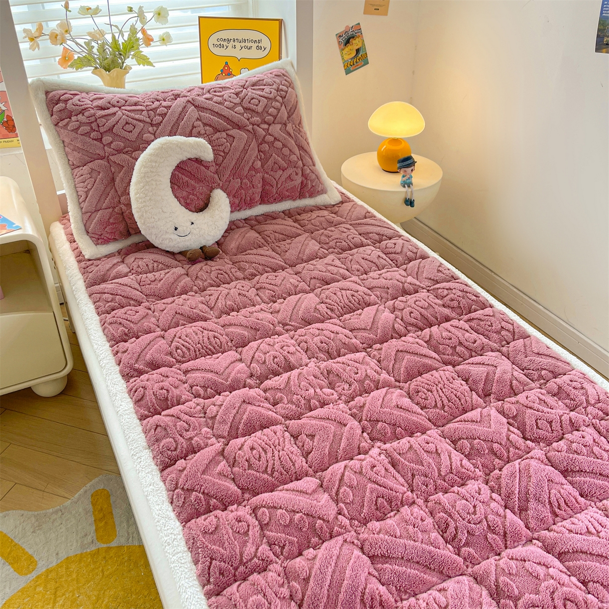 91家纺网 家纺一手货源 找家纺 雯豆家纺 2025新款加厚塔芙绒床垫床褥床护垫学生宿舍床大学生单人褥子 塔芙绒床褥-英伦藕粉