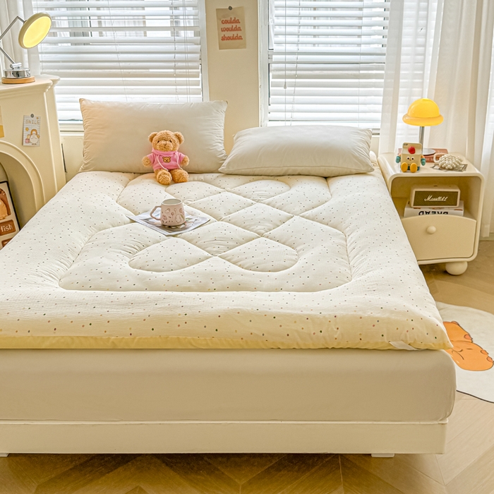 91家纺网 家纺一手货源 找家纺 贝扬思家纺 2025新款云感双层纱软床垫床褥 彩糖