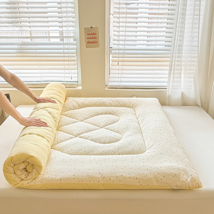 91家纺网 家纺一手货源 找家纺 贝扬思家纺 2025新款云感双层纱软床垫床褥 彩糖