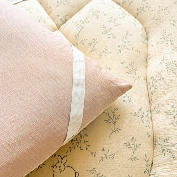 91家纺网 家纺一手货源 找家纺 贝扬思家纺 2025新款云感双层纱软床垫床褥 小兔芽芽