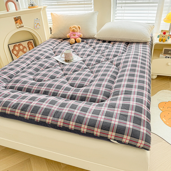 91家纺网 家纺一手货源 找家纺 贝扬思家纺 2025新款云感双层纱软床垫床褥 宇宙