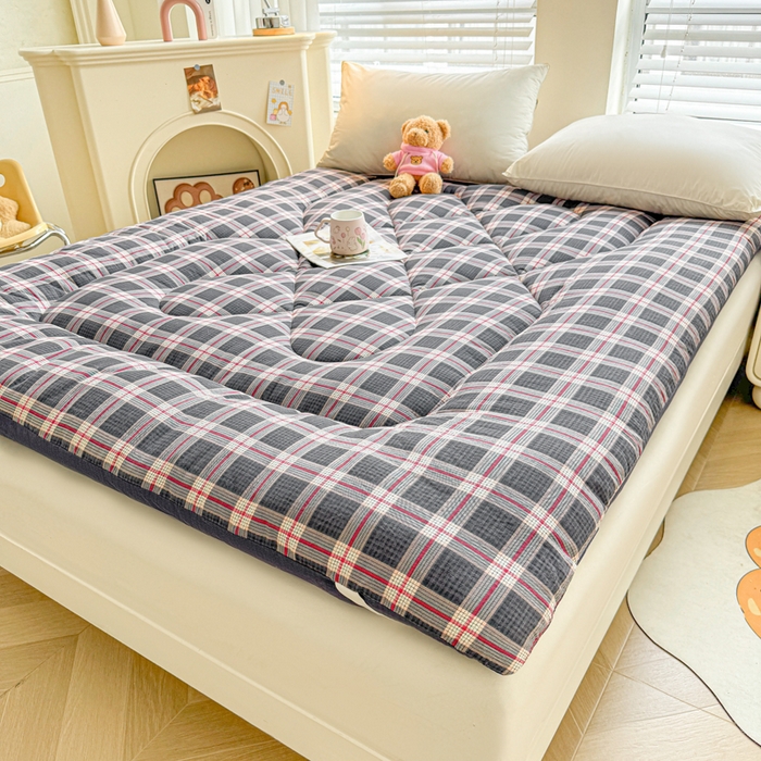 91家纺网 家纺一手货源 找家纺 贝扬思家纺 2025新款云感双层纱软床垫床褥 宇宙