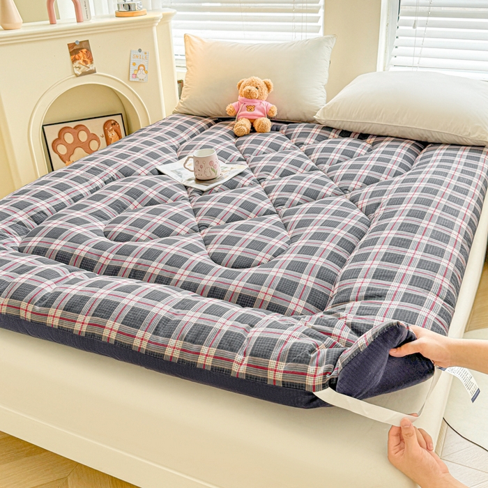 91家纺网 家纺一手货源 找家纺 贝扬思家纺 2025新款云感双层纱软床垫床褥 宇宙