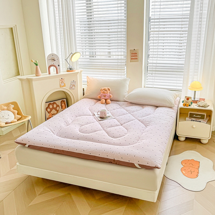 91家纺网 家纺一手货源 找家纺 贝扬思家纺 2025新款云感双层纱软床垫床褥 芋泥葡萄