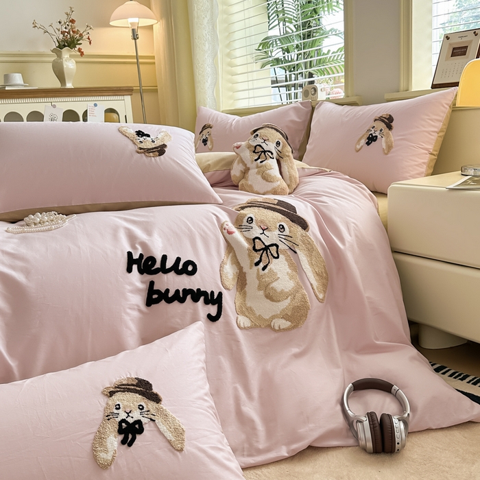 91家纺网 家纺一手货源 找家纺 寐居家纺 2025新款全棉纯棉13372毛巾绣四件套 大耳兔