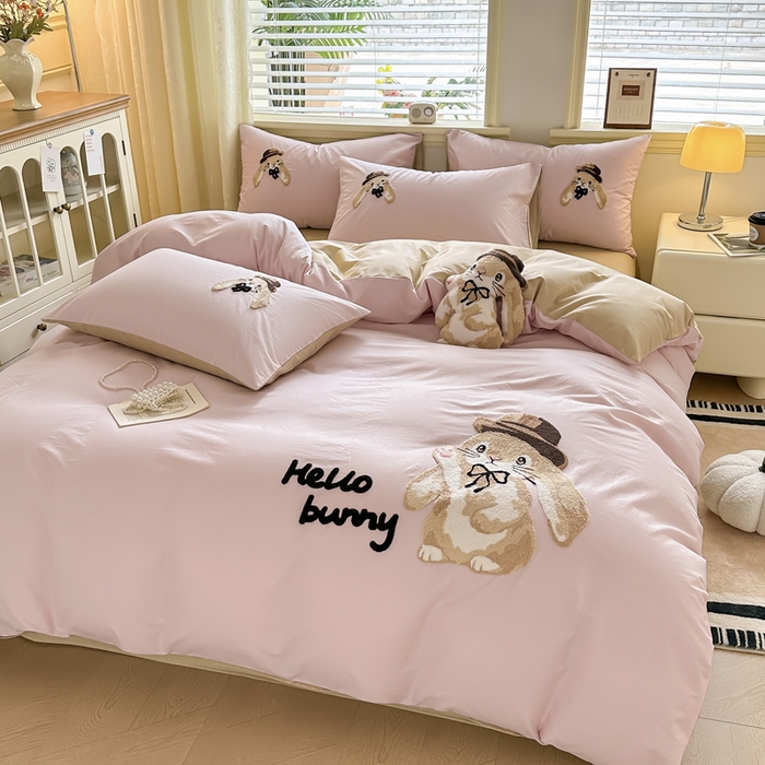 91家纺网 家纺一手货源 找家纺 寐居家纺 2025新款全棉纯棉13372毛巾绣四件套 大耳兔