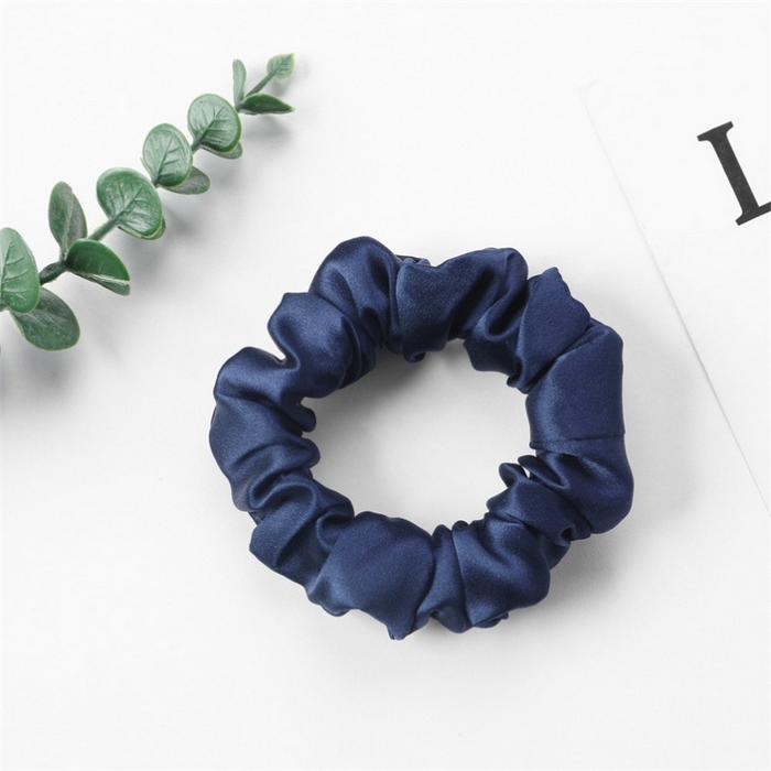 91家纺网 家纺一手货源 找家纺 蚕云阁蚕丝家居 2025新款2.5㎝缎面真丝发圈 藏青色 