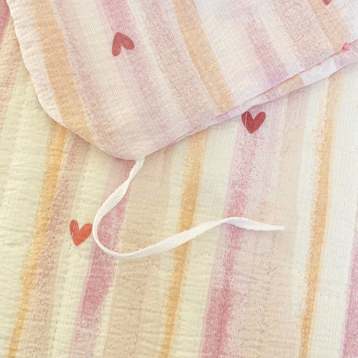 91家纺网 家纺一手货源 找家纺 梦可莱家居 2025新款木棉床盖四件套 爱心粉