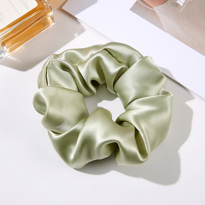 蚕云阁蚕丝家居 2025新款6cm缎面真丝发圈 豆绿色 