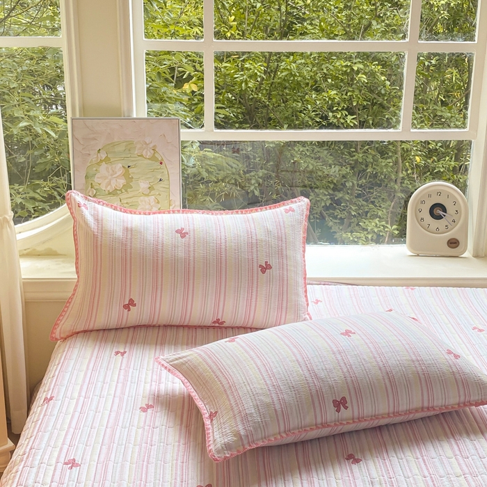 91家纺网 家纺一手货源 找家纺 梦可莱家居 2025新款木棉床盖四件套 粉蝴蝶结