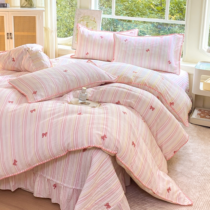 91家纺网 家纺一手货源 找家纺 梦可莱家居 2025新款木棉床盖四件套 粉蝴蝶结