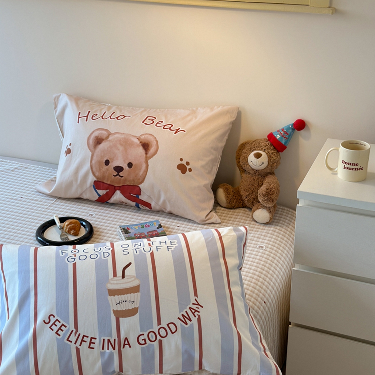 91家纺网 家纺一手货源 找家纺 寐居家纺 2025新款全棉数码大阪枕套 邦尼熊