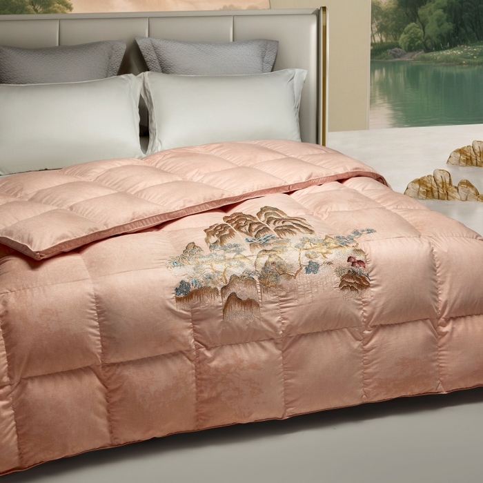 91家纺网 家纺一手货源 找家纺 织梦人羽绒工厂店2025新款高蓬松羽绒被95鹅绒大牌同款花型-绣花蝶韵蝶舞drio 山水汇