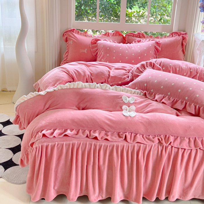 91家纺网 家纺一手货源 找家纺 睡美人 2025韩版暖铂绒牛奶绒花边床裙床笠床单款四件套 心愿-桃粉色