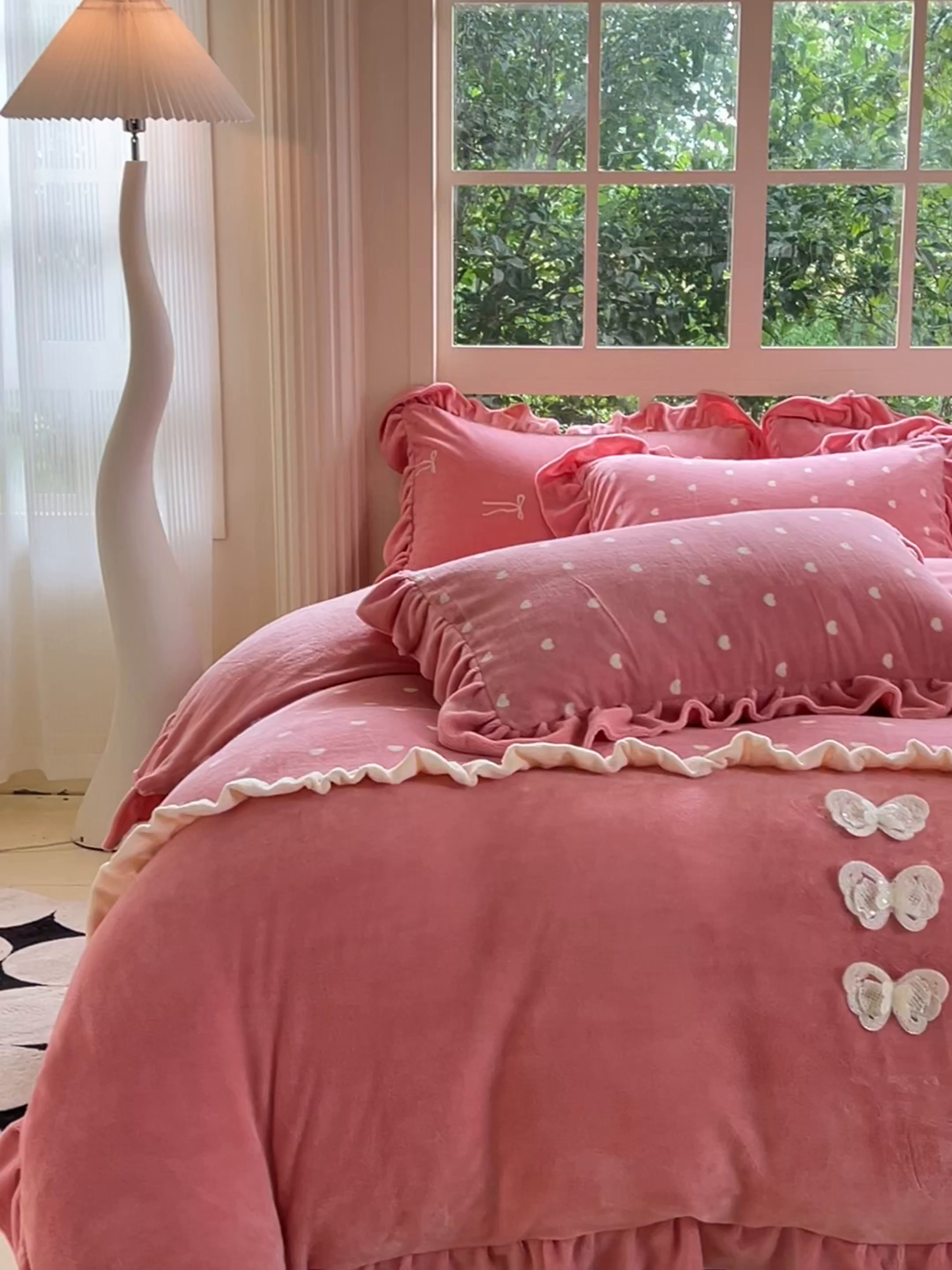 91家纺网 家纺一手货源 找家纺 睡美人 2025韩版暖铂绒牛奶绒花边床裙床笠床单款四件套 心愿-桃粉色