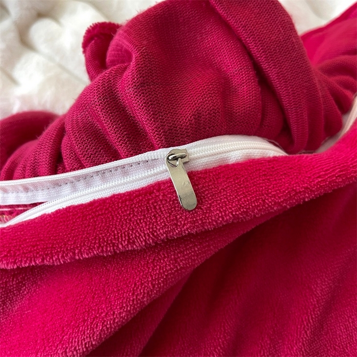 91家纺网 家纺一手货源 找家纺 睡美人 2025韩版兔绒提花牛奶绒床裙床单床笠款四件套 兔绒提花-酒红色