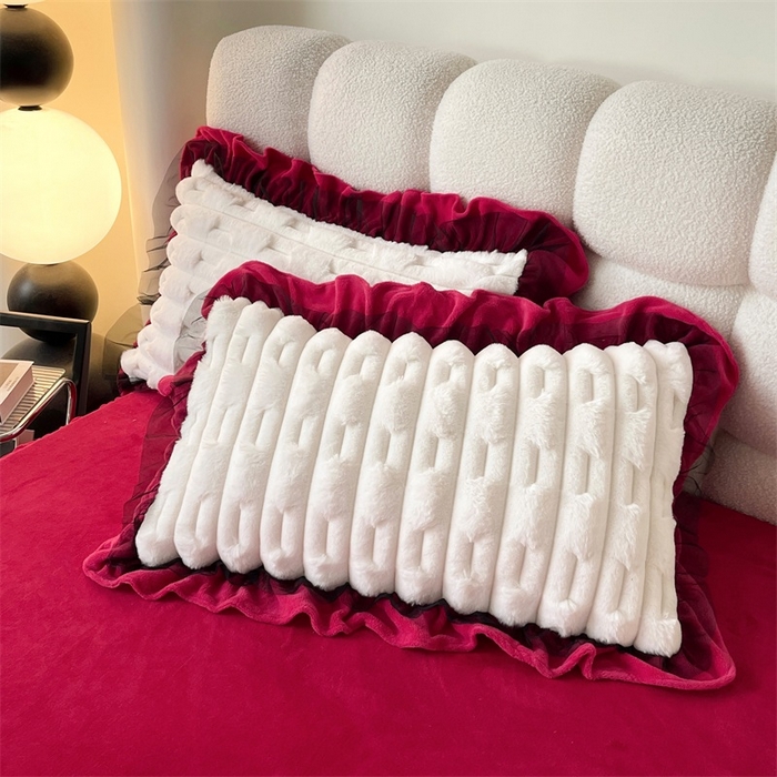 91家纺网 家纺一手货源 找家纺 睡美人 2025韩版兔绒提花牛奶绒床裙床单床笠款四件套 兔绒提花-酒红色