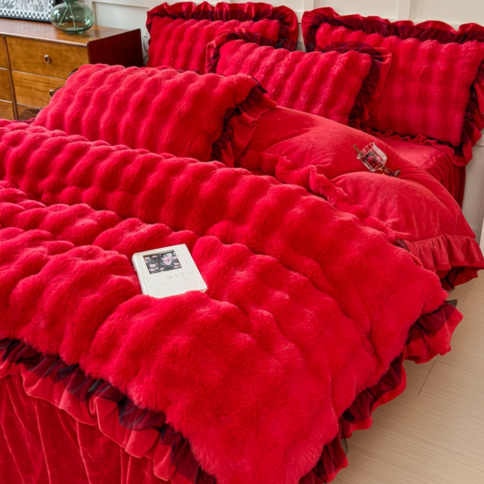 91家纺网 家纺一手货源 找家纺 （总）睡美人 2025韩版兔兔绒牛奶绒床裙床单床笠款公主蕾丝四件套