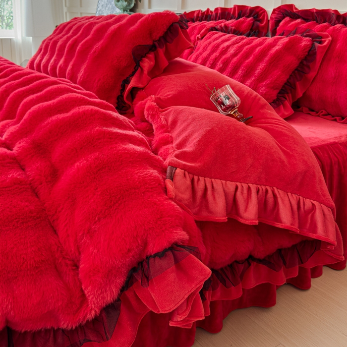 91家纺网 家纺一手货源 找家纺 睡美人 2025韩版兔兔绒牛奶绒床裙床单床笠款公主蕾丝四件套 兔兔绒-纯红色