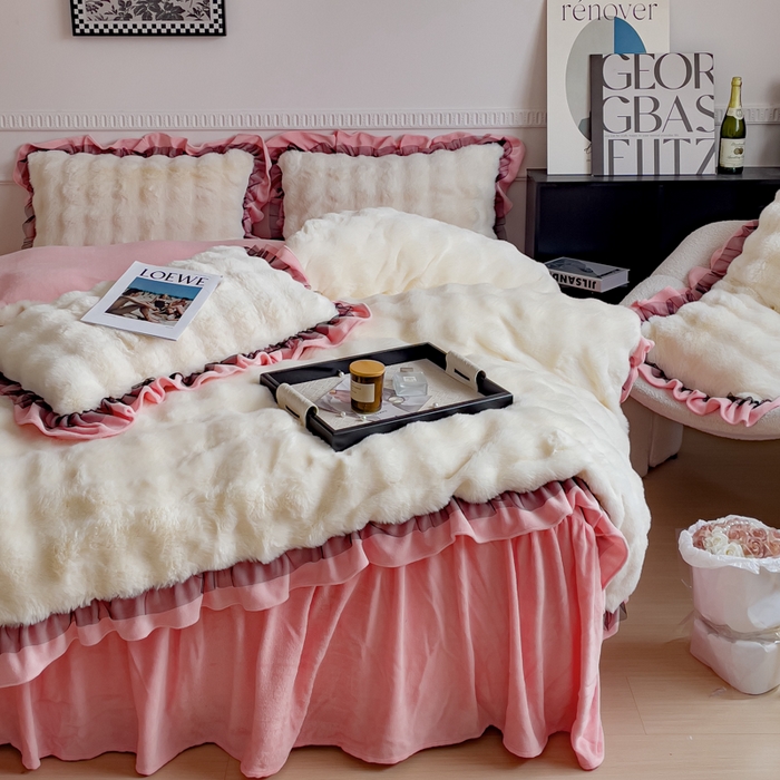 91家纺网 家纺一手货源 找家纺 睡美人 2025韩版兔兔绒牛奶绒床裙床单床笠款公主蕾丝四件套 兔兔绒-公主粉