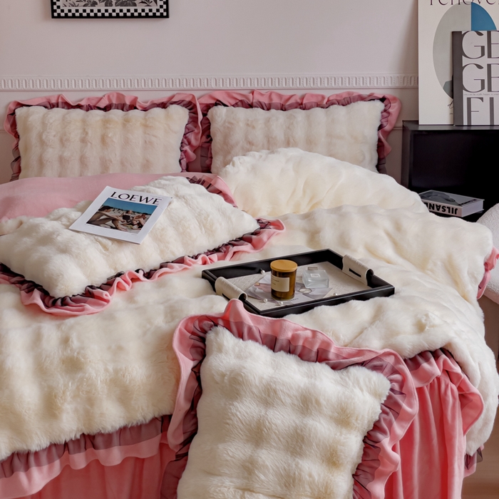 91家纺网 家纺一手货源 找家纺 睡美人 2025韩版兔兔绒牛奶绒床裙床单床笠款公主蕾丝四件套 兔兔绒-公主粉