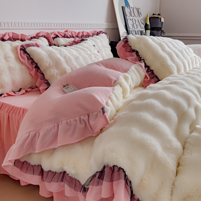 91家纺网 家纺一手货源 找家纺 睡美人 2025韩版兔兔绒牛奶绒床裙床单床笠款公主蕾丝四件套 兔兔绒-公主粉