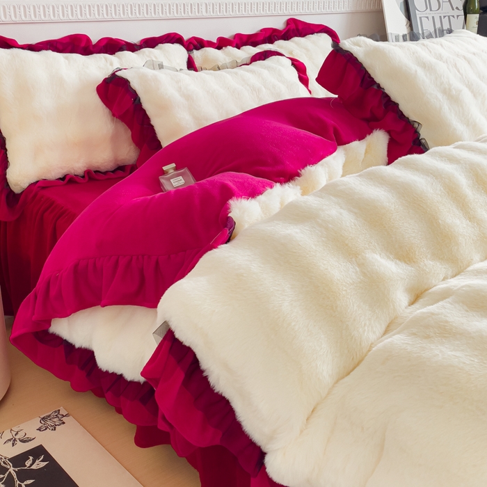 91家纺网 家纺一手货源 找家纺 睡美人 2025韩版兔兔绒牛奶绒床裙床单床笠款公主蕾丝四件套 兔兔绒-酒红色