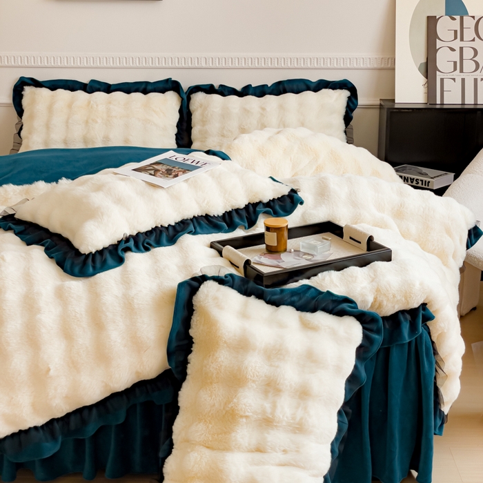 91家纺网 家纺一手货源 找家纺 睡美人 2025韩版兔兔绒牛奶绒床裙床单床笠款公主蕾丝四件套 兔兔绒-孔雀绿