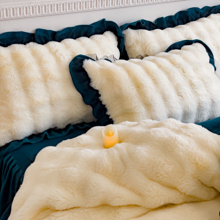 91家纺网 家纺一手货源 找家纺 睡美人 2025韩版兔兔绒牛奶绒床裙床单床笠款公主蕾丝四件套 兔兔绒-孔雀绿