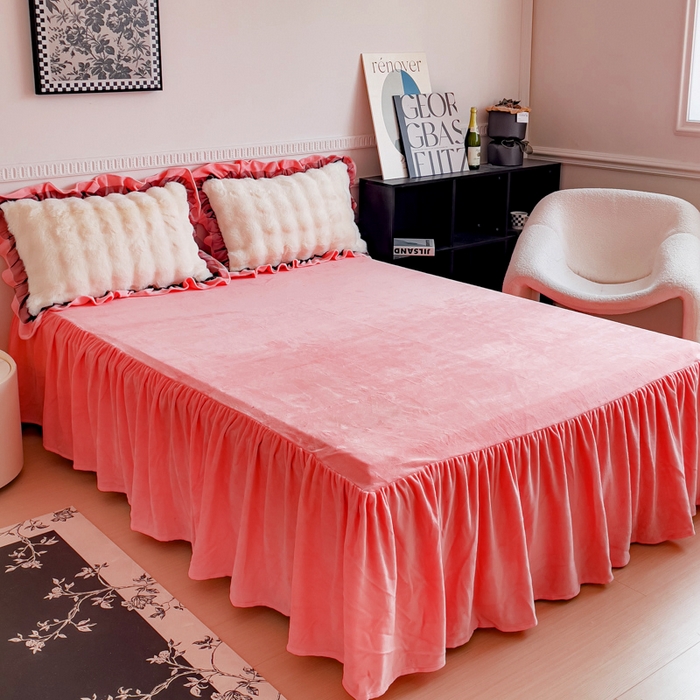 91家纺网 家纺一手货源 找家纺 睡美人 2025韩版兔兔绒牛奶绒床裙床单床笠款公主蕾丝四件套 兔兔绒-石榴红