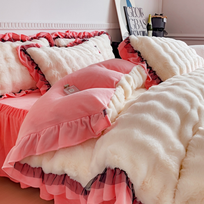 91家纺网 家纺一手货源 找家纺 睡美人 2025韩版兔兔绒牛奶绒床裙床单床笠款公主蕾丝四件套 兔兔绒-石榴红
