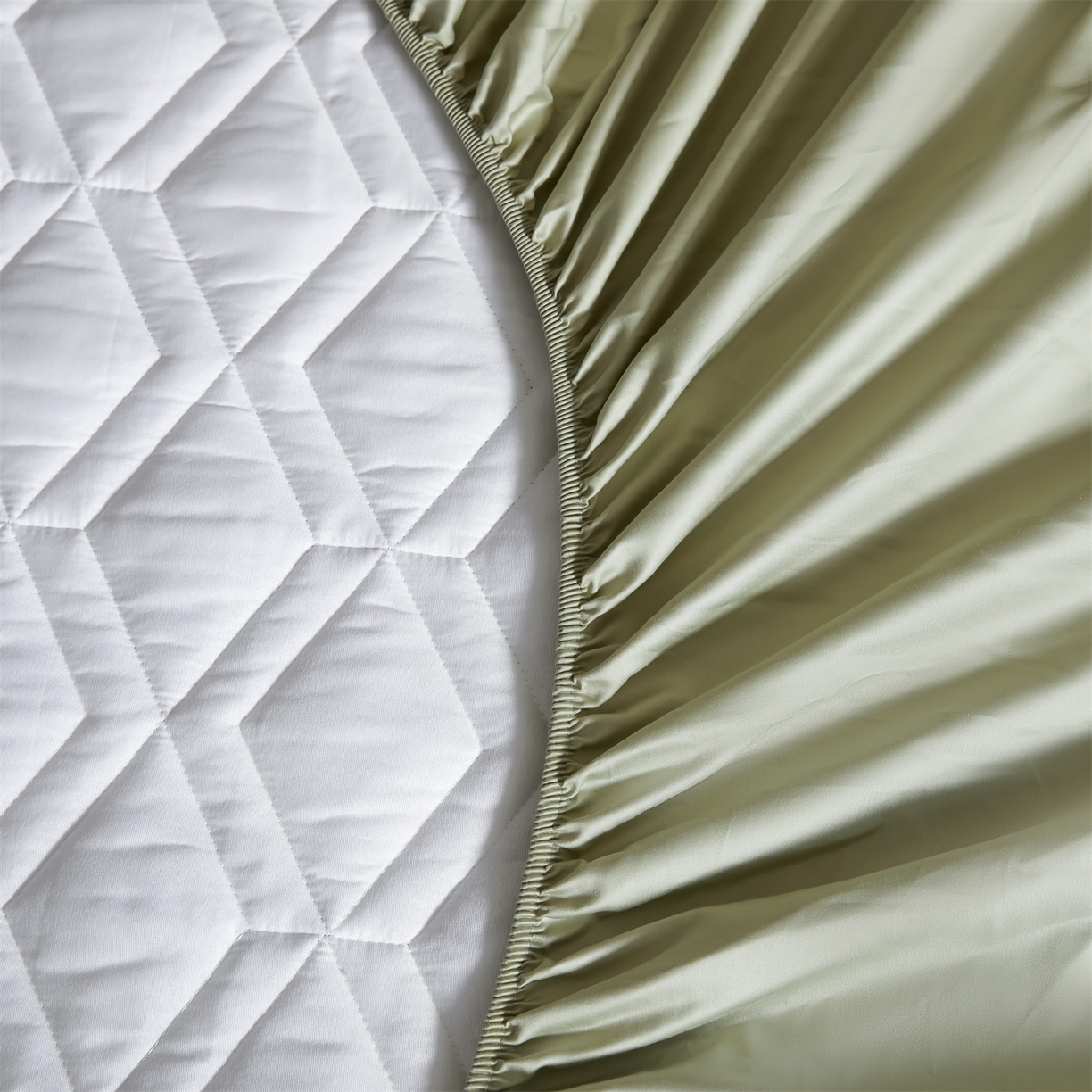 91家纺网 家纺一手货源 找家纺 优眠坊 2025新款60S全棉纯棉纯色床笠系列单床笠单品床笠单件床笠 柳染绿