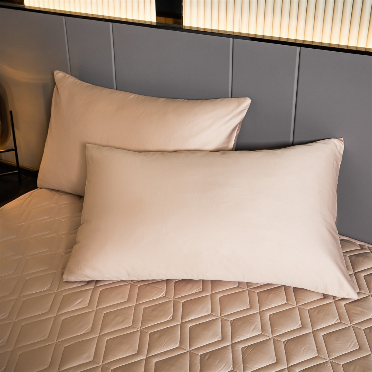 91家纺网 家纺一手货源 找家纺 优眠坊 2025新款60S全棉纯棉纯色床笠系列单床笠单品床笠单件床笠 千代粉