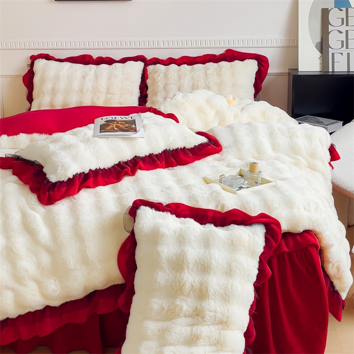91家纺网 家纺一手货源 找家纺 睡美人 2025韩版兔兔绒牛奶绒床裙床单床笠款公主蕾丝四件套 兔兔绒-中国红