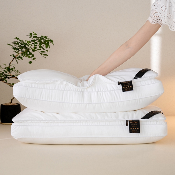 91家纺网 家纺一手货源 找家纺 鼎晟纺 2025新款柔赛丝轻柔二合一羽丝枕家用枕头枕芯 粉色