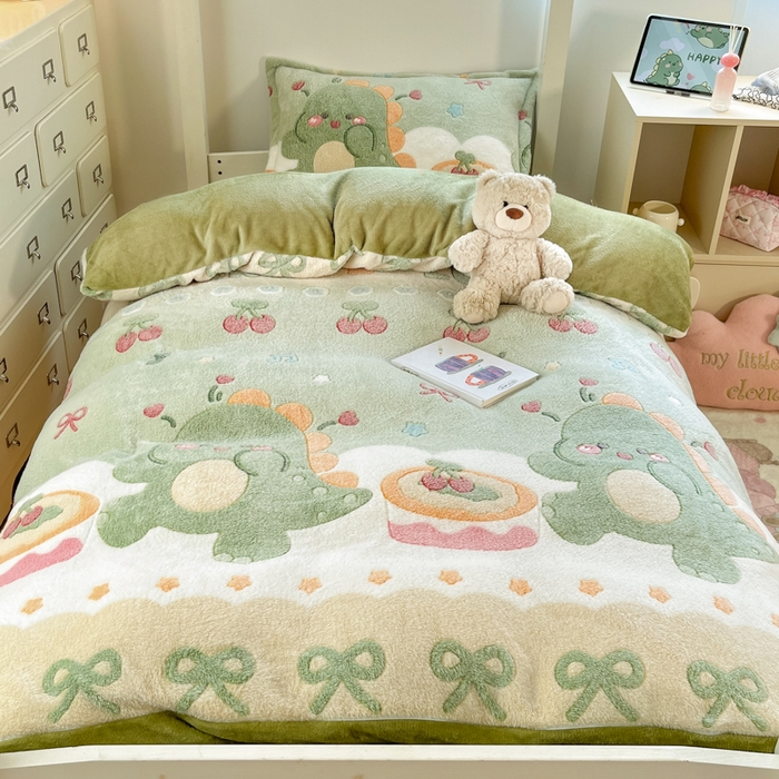 91家纺网 家纺一手货源 找家纺 川悦生活 2025新款立体雪花绒印花四件套学生床系列一场景一 甜系龙龙