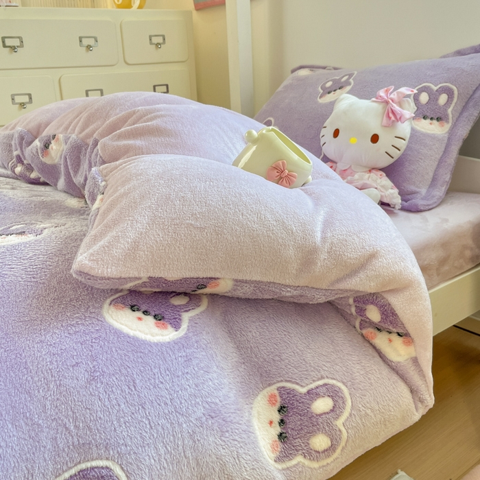 91家纺网 家纺一手货源 找家纺 川悦生活 2025新款立体雪花绒印花四件套学生床系列一场景一 妮娜兔