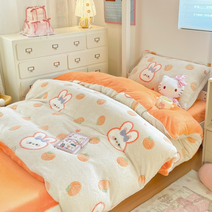 91家纺网 家纺一手货源 找家纺 川悦生活 2025新款立体雪花绒印花四件套学生床系列一场景一 橘兔